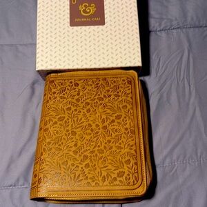 Archer & Olive Journal case